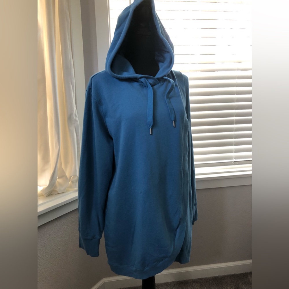 Old navy maternity hoodie. Size XL
